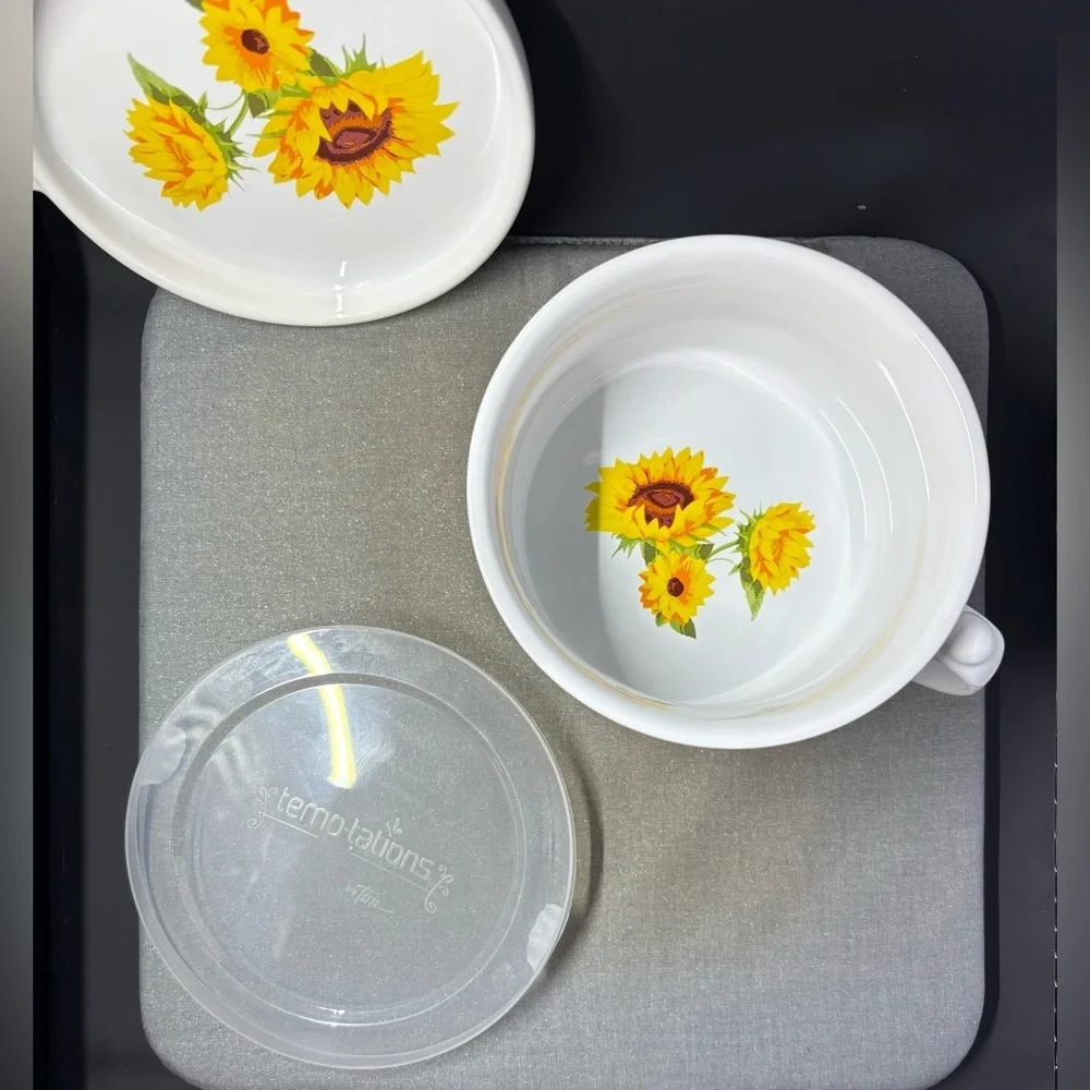 Sunflower 3 piece bowl small plate and plastic lid